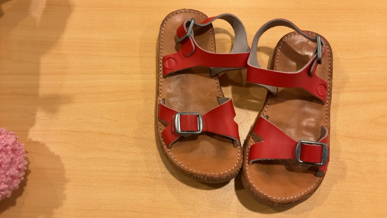 Freshly Picked Sandals Little Kids 9