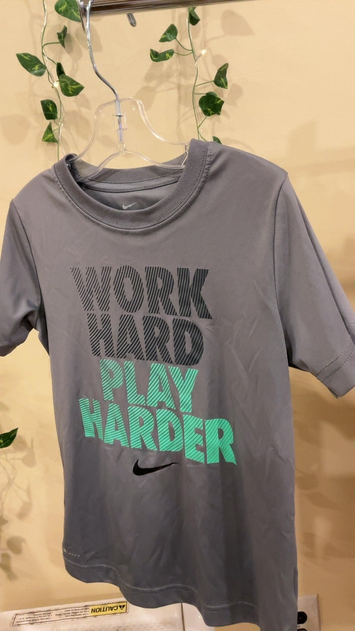 Nike T-Shirt 6-7