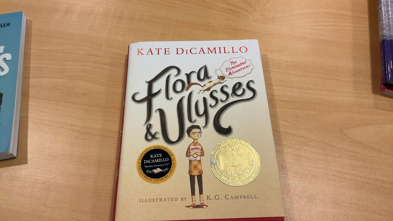 Flora & Ulysses Book