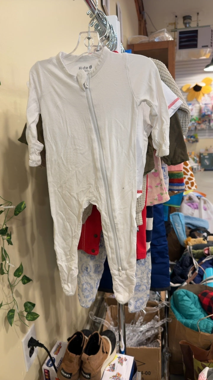 Kyte Baby Footies 0-3 months