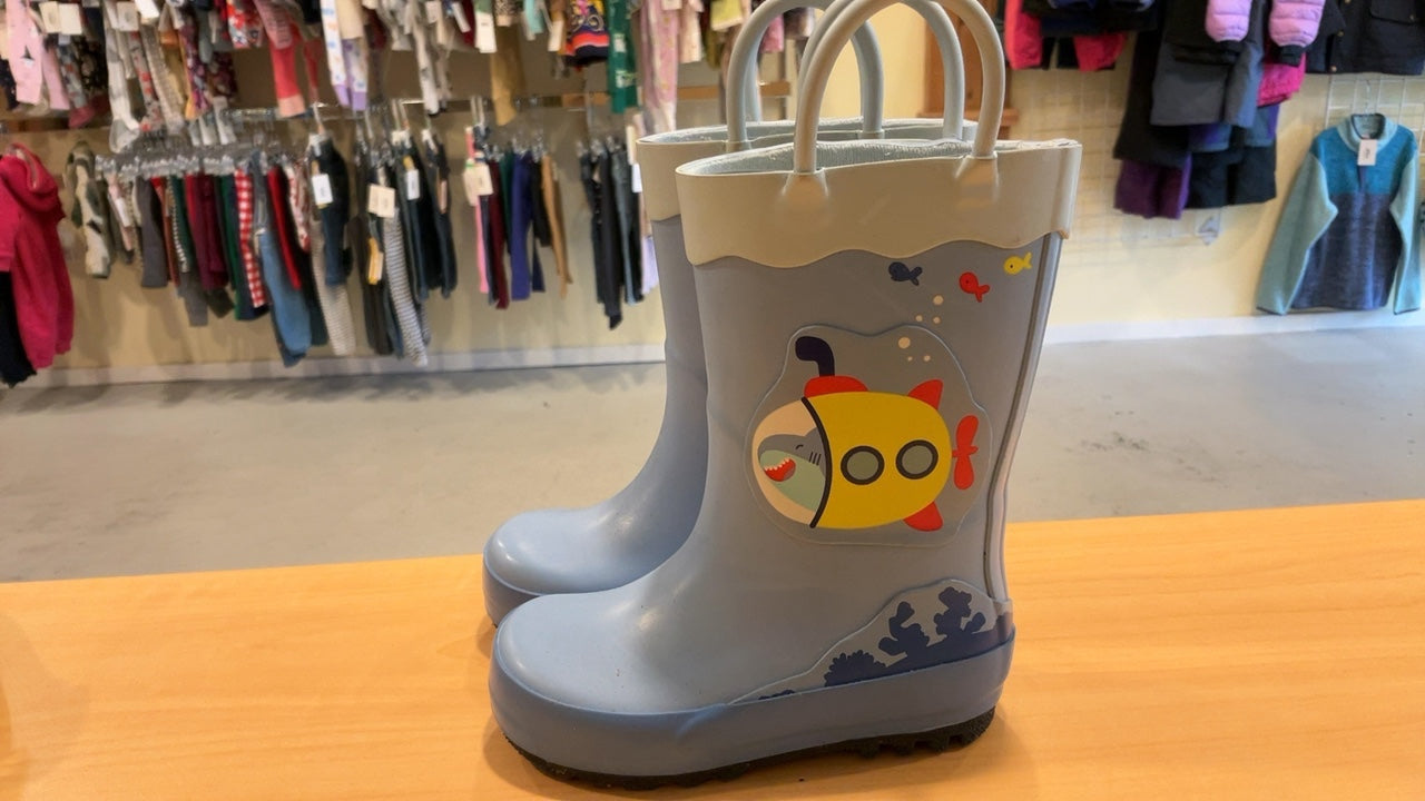 Cat & Jack Rain Boots Little Kids 6