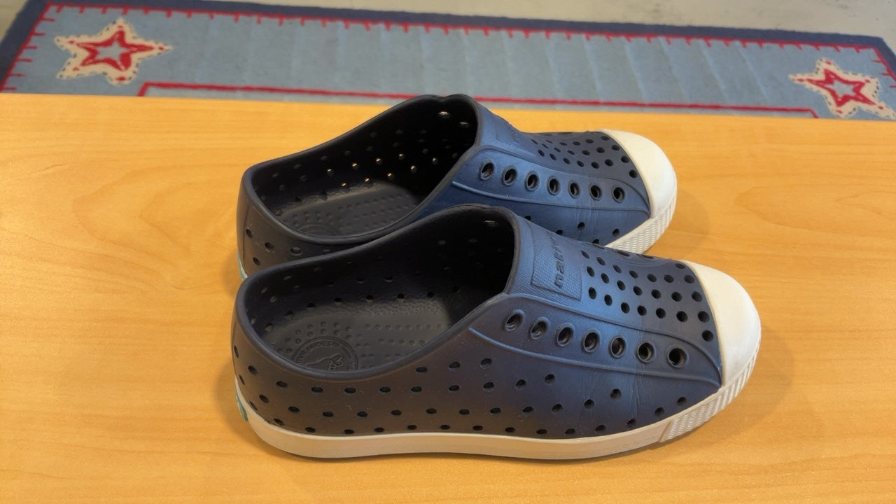 Native Slip-ons | Little Kids 13