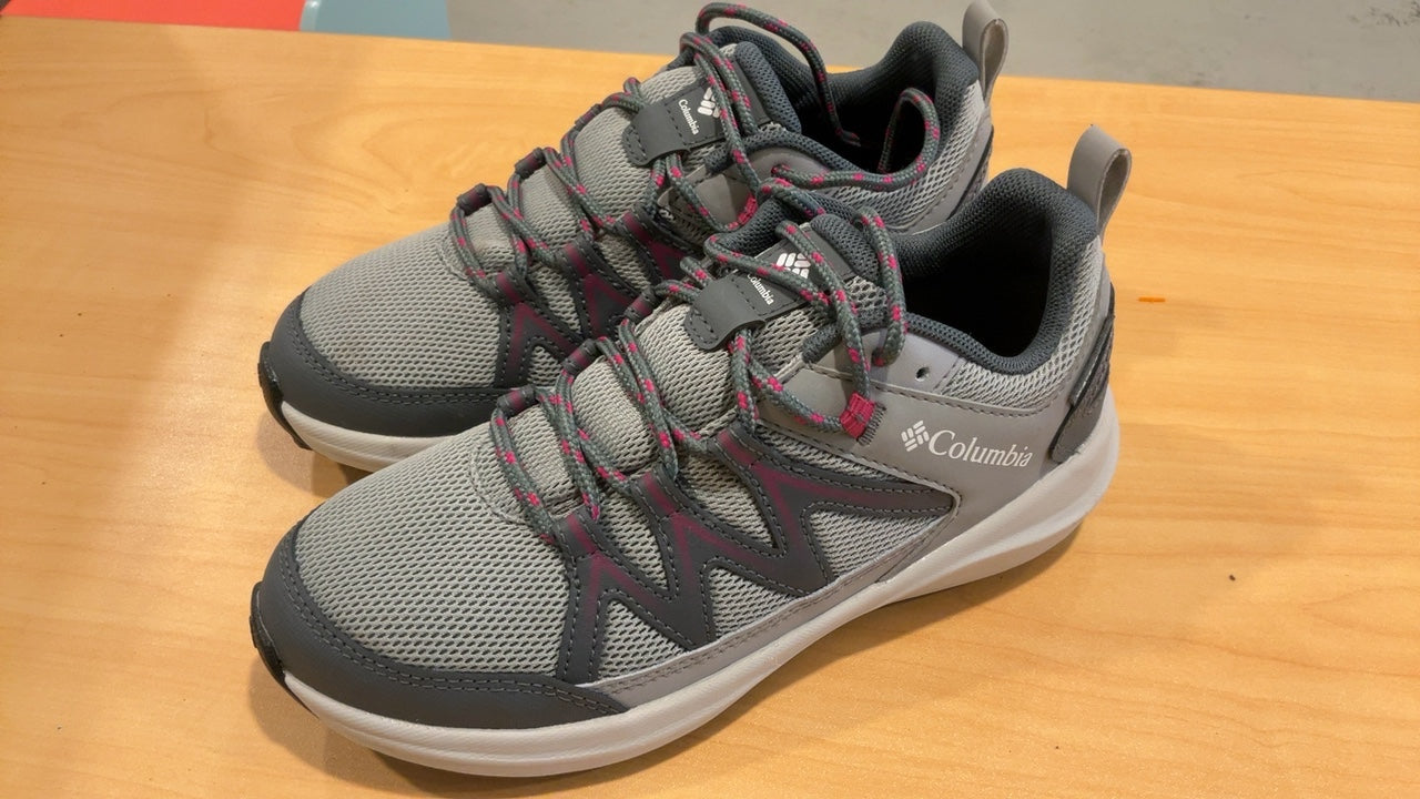 NWOT Columbia Sneakers | Size 2