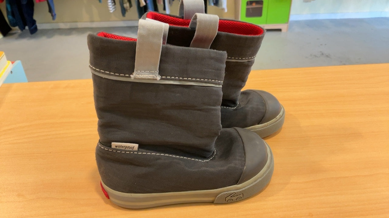 See Kai Run Rain Boots | Size 5