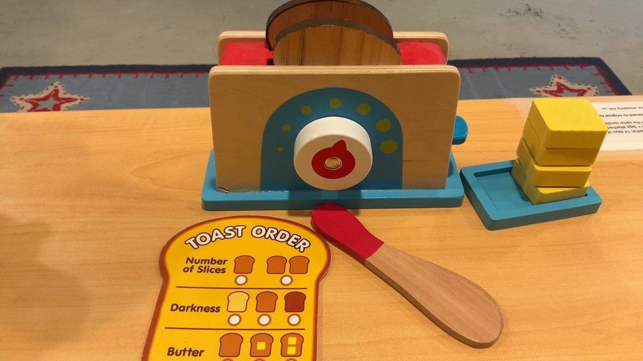 Melissa & Doug Bread & Butter Toaster