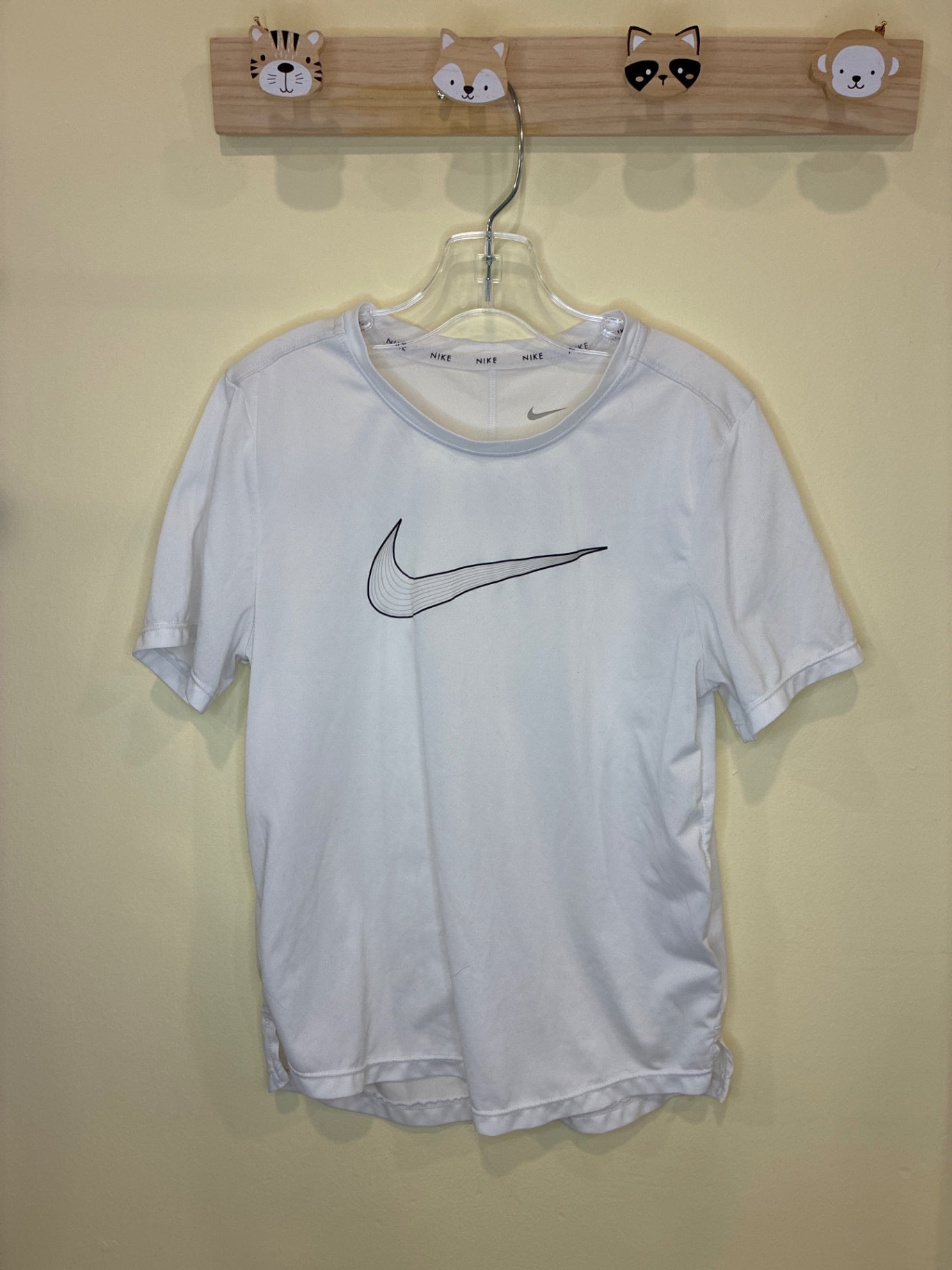 Nike T-Shirt | Size Medium