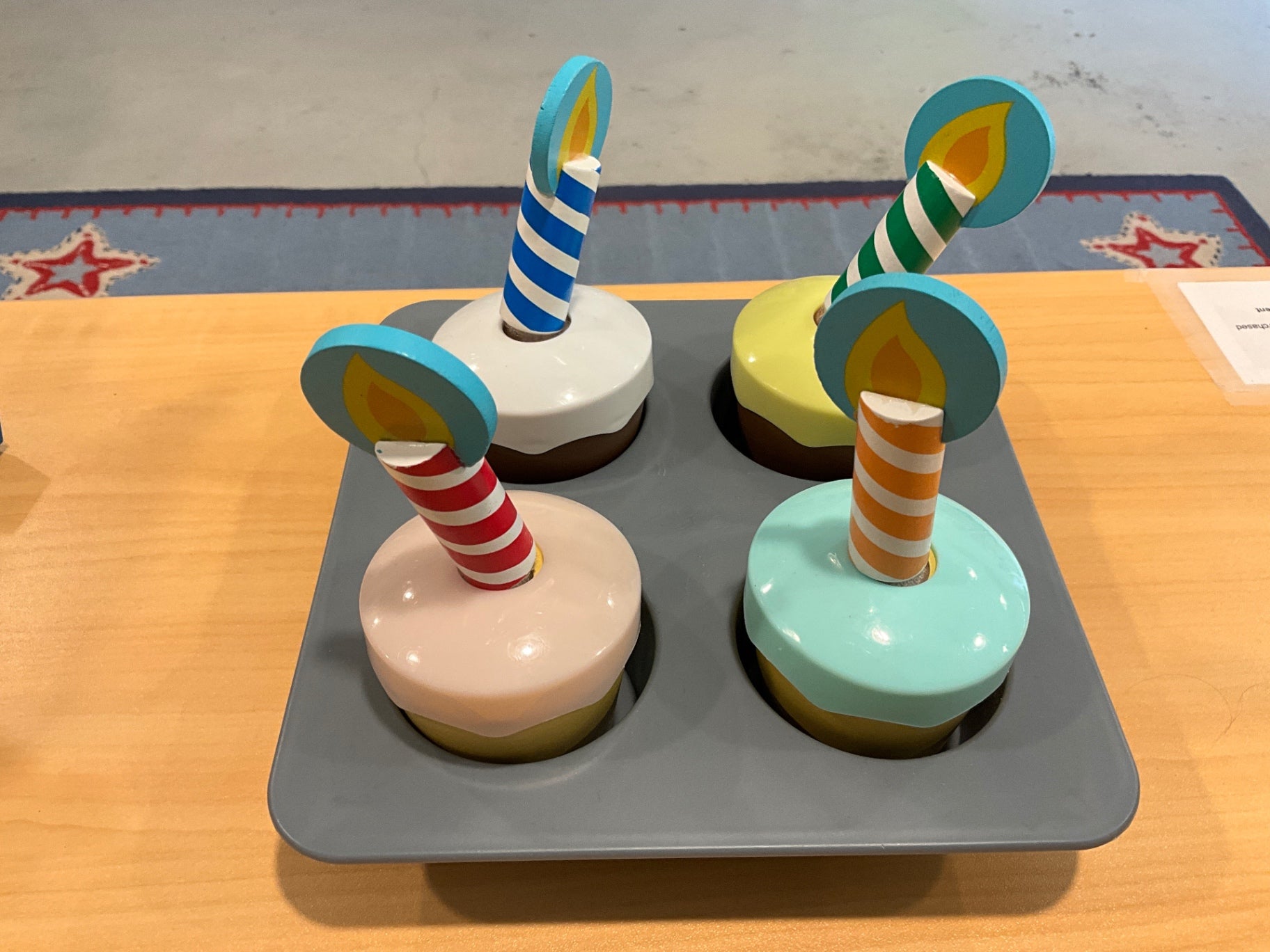 Melissa & Doug Wooden Cupcake Toy