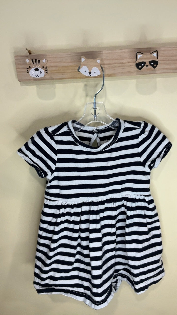 Primary Dress | Size 6-12 months