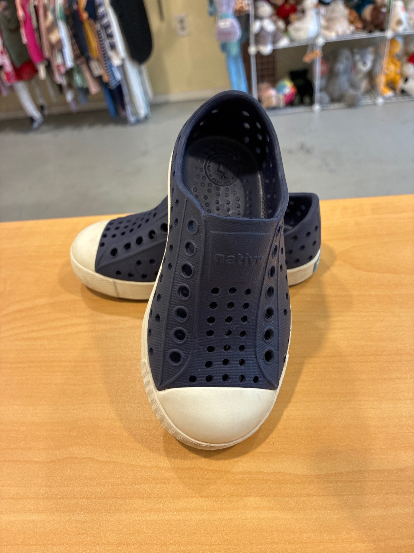 Native Jefferson Shoes | Size Little Kids 8