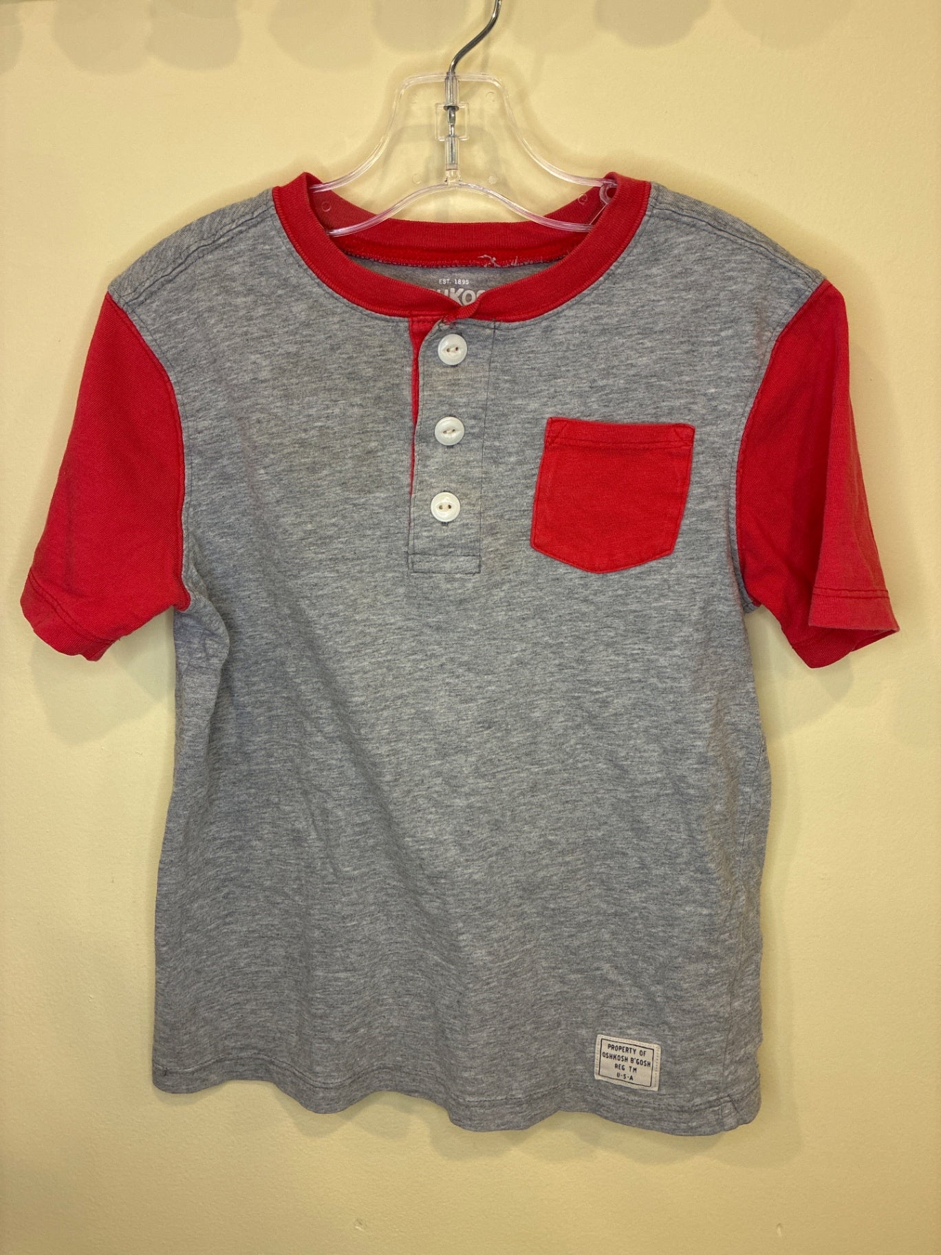 OshKosh B'gosh T-Shirt | Size 6