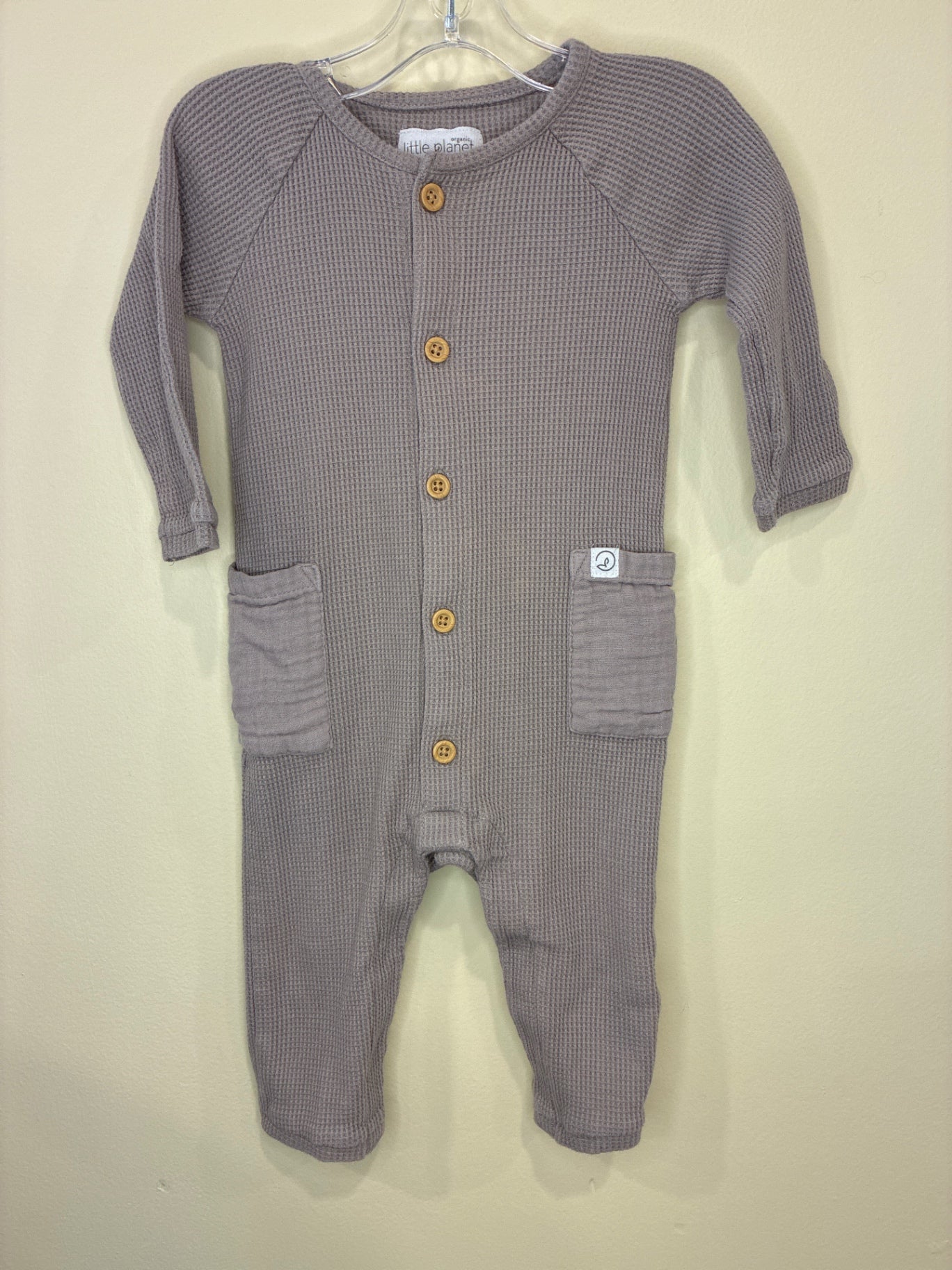 Little Planet by Carter's Jumpsuit | Size 9 months