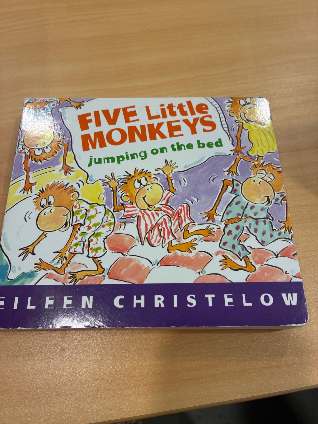 Five Little Monkeys Jumping on the Bes
