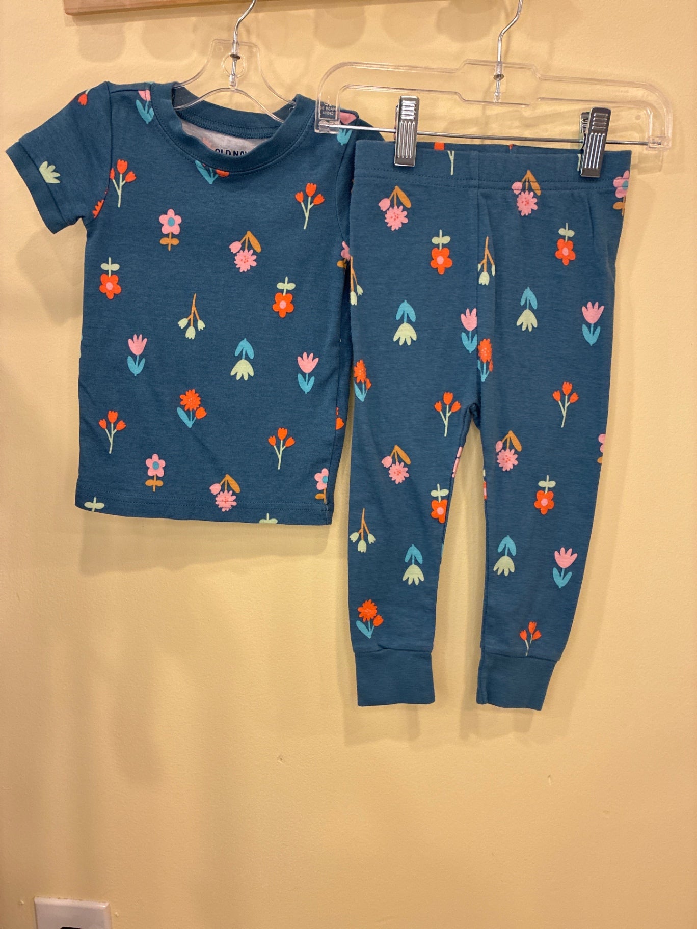 Old Navy Pajamas | Size 18-24 m