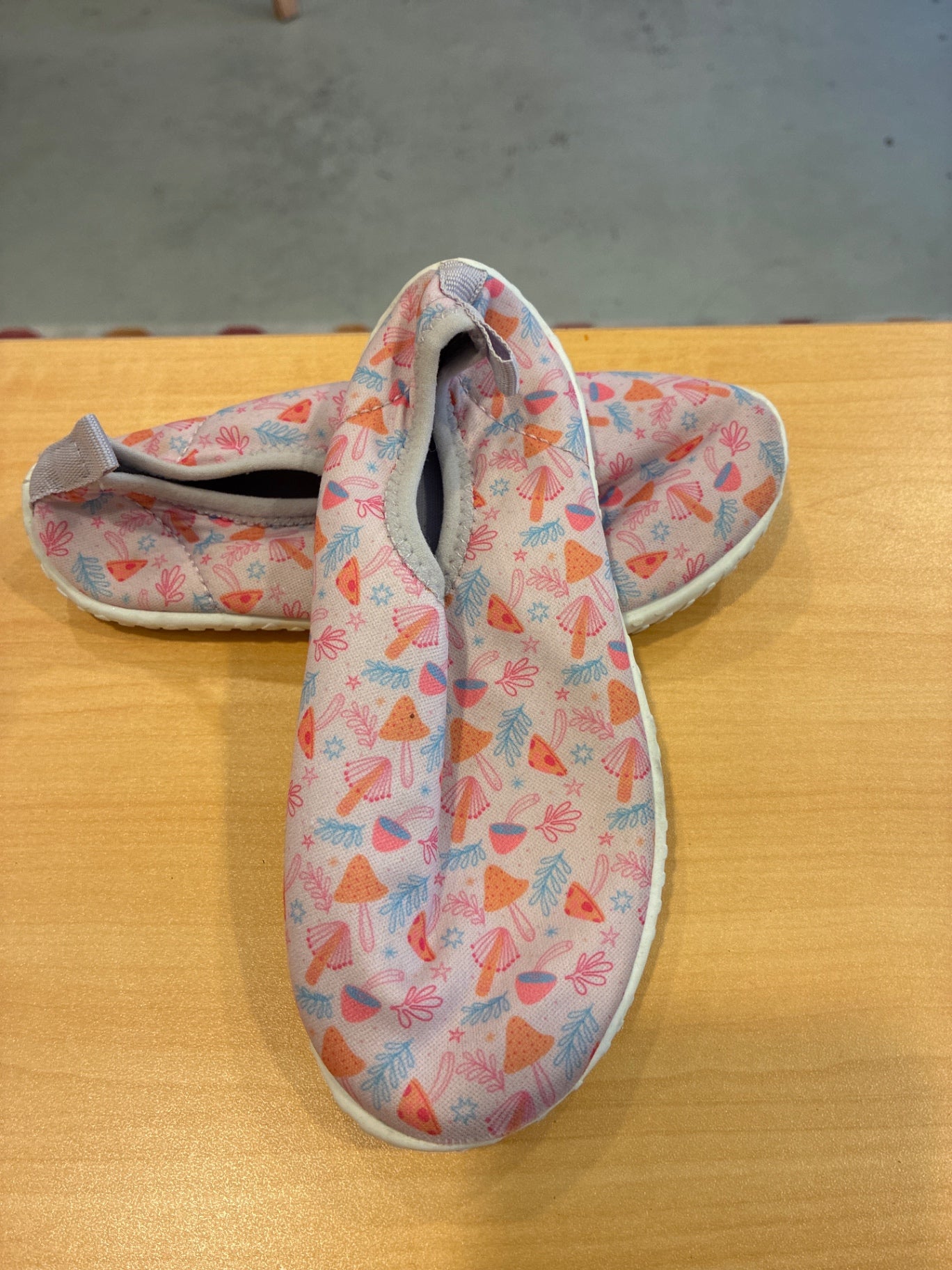 Inextenso Water Shoes | Little Kids 11.5