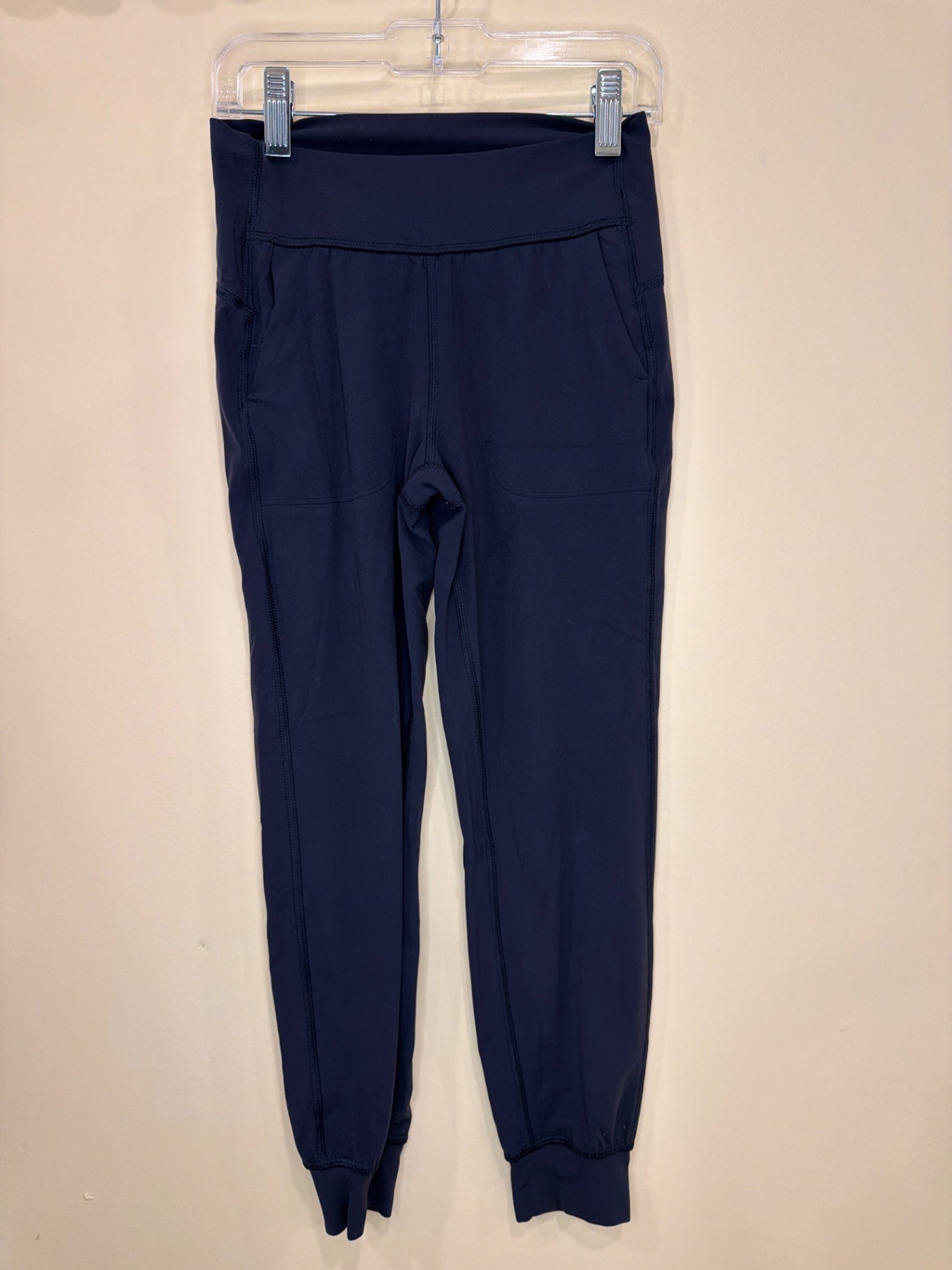 All in motion Pants | Size Medium (8)