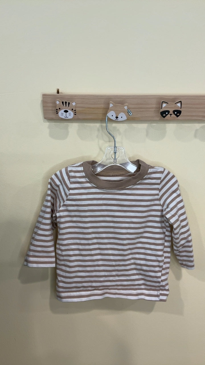 Carter's T-Shirt | Size 9 months