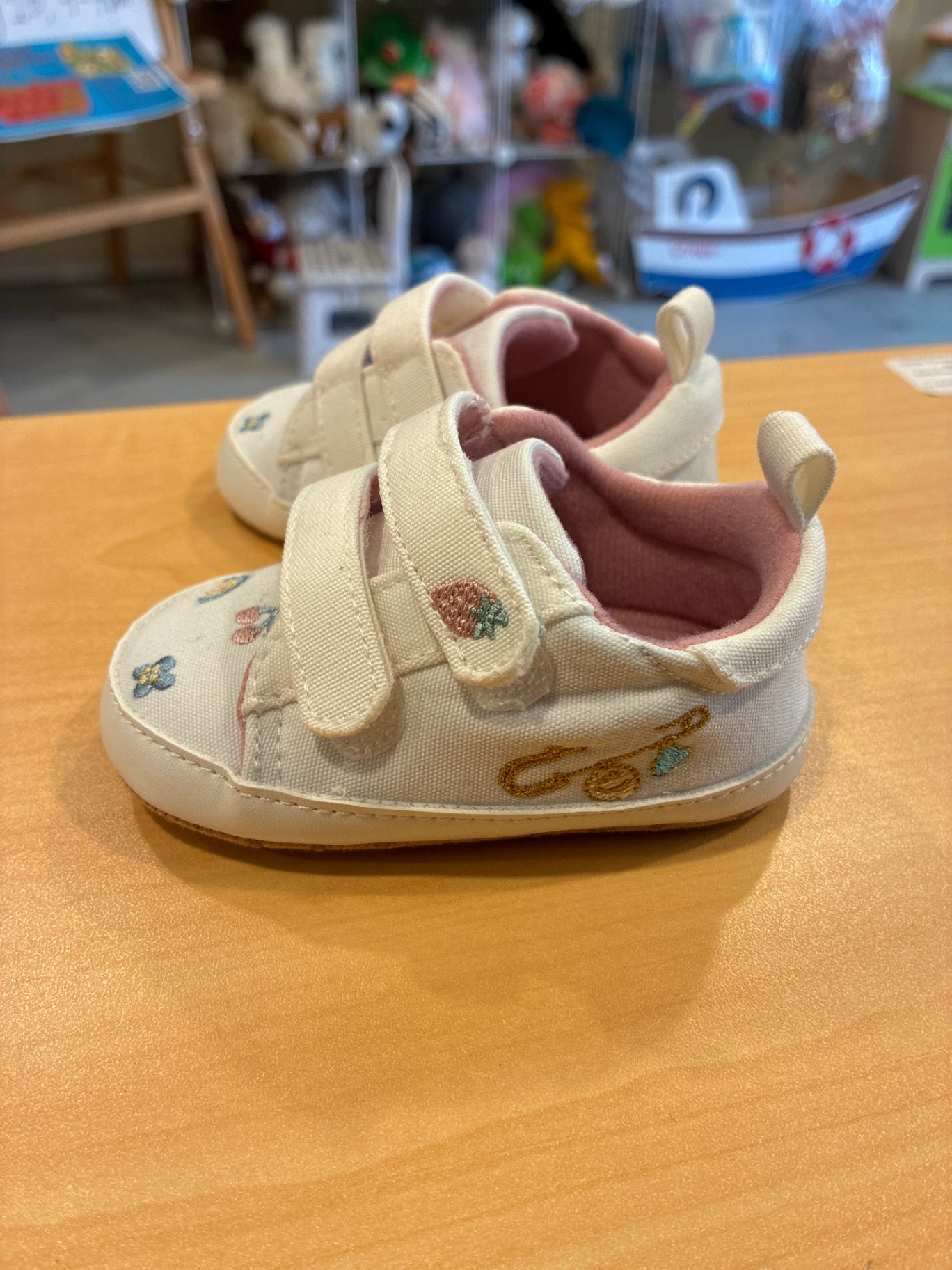 Baby Shoes | Size 6-9 months