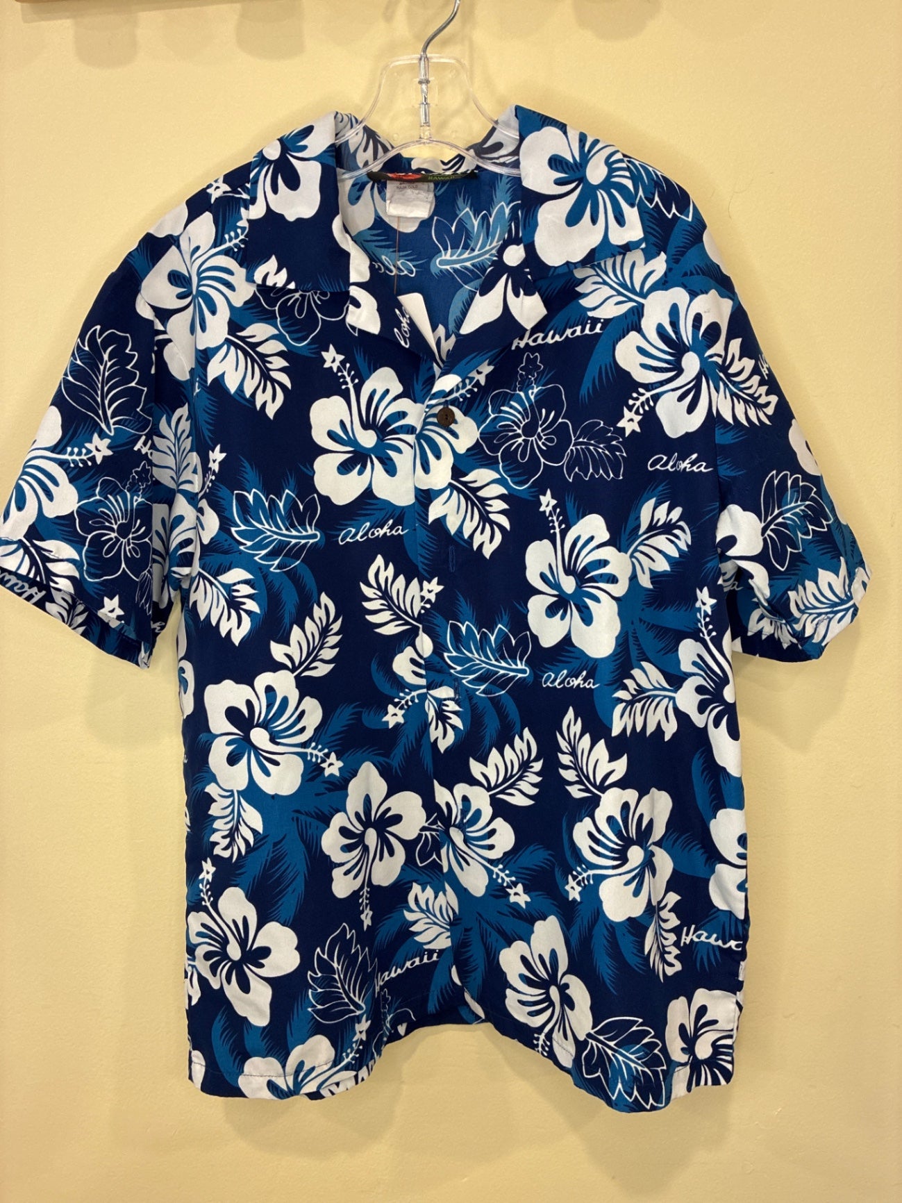 Al’s Fashions Hawaii Shirt | Size M