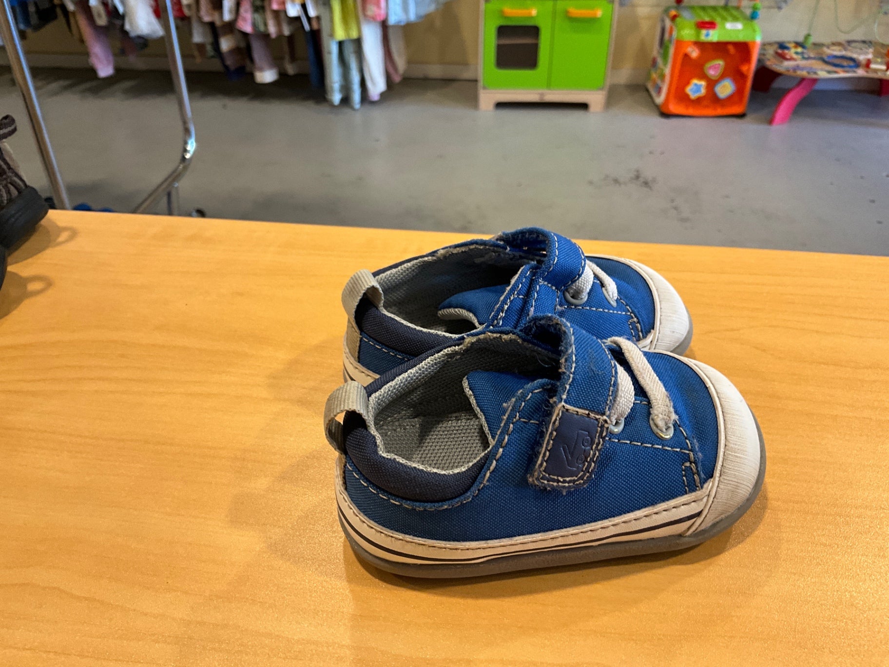 See Kai Run Shoes | Size Little Kids 4