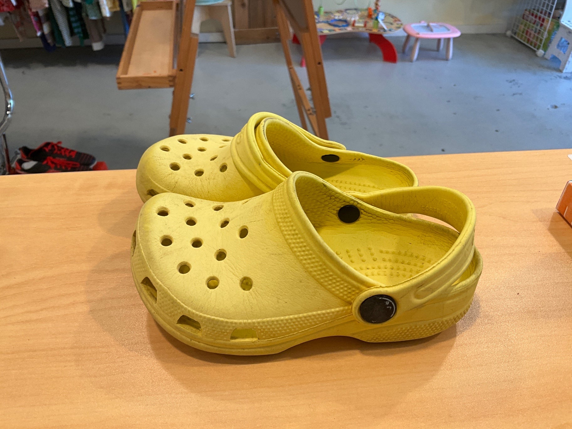 Crocs Shoes | Size Little Kids 8-9