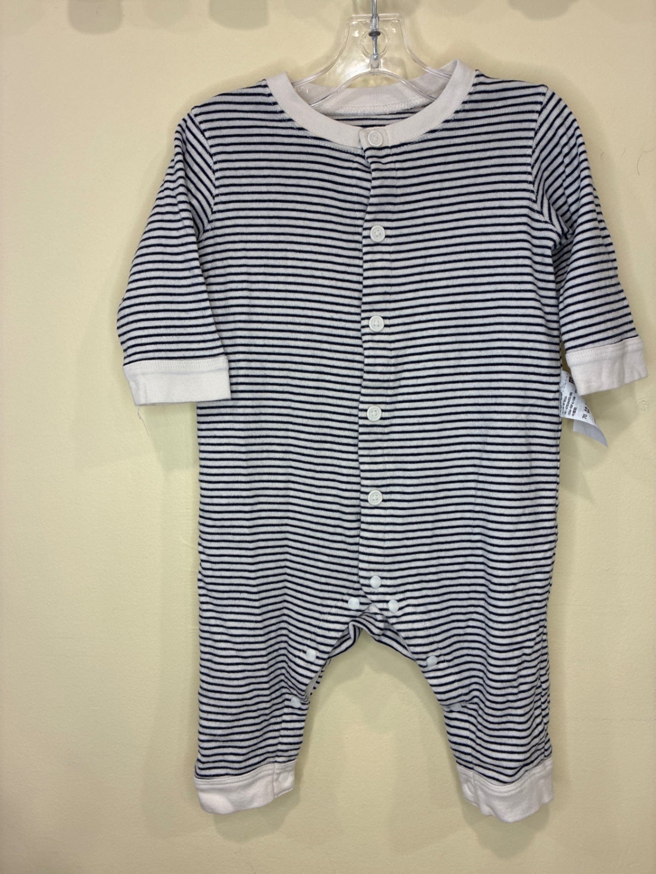 UNIQLO Jumpsuit | Size 6 months