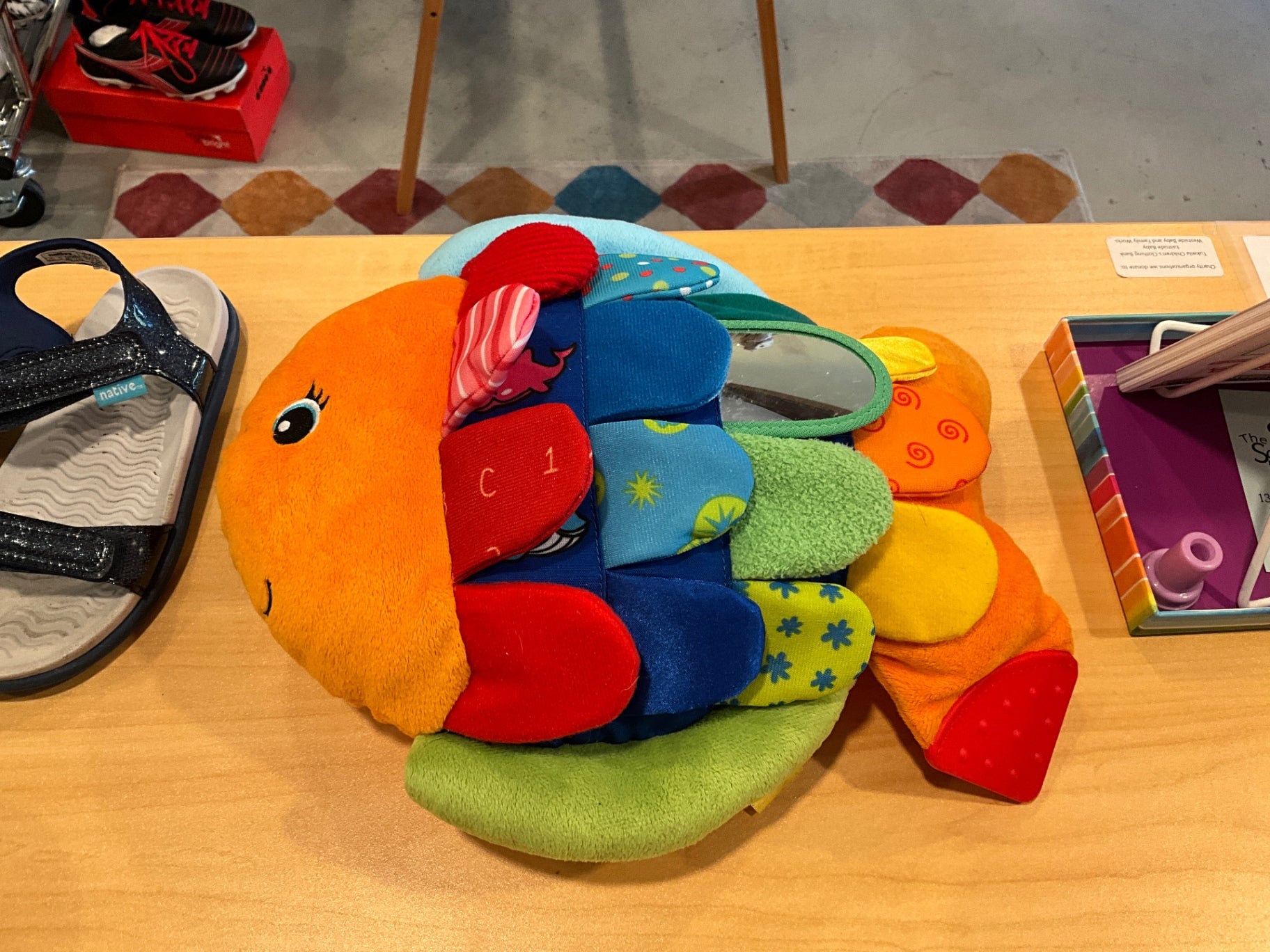 Melissa & Doug | Flip Fish
