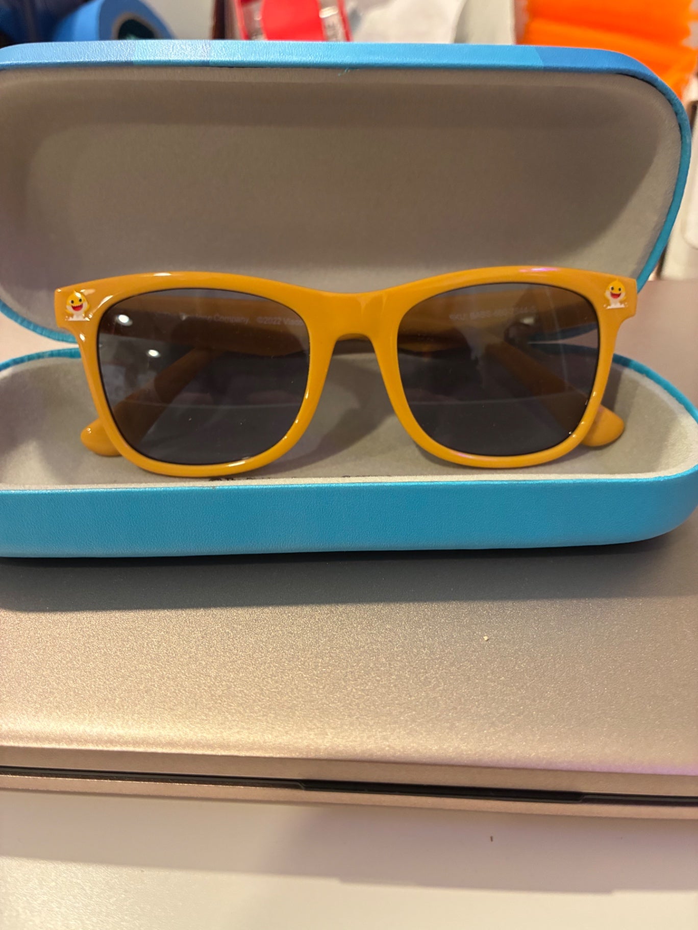 Pinkfong Baby Shark Sunglasses | Size