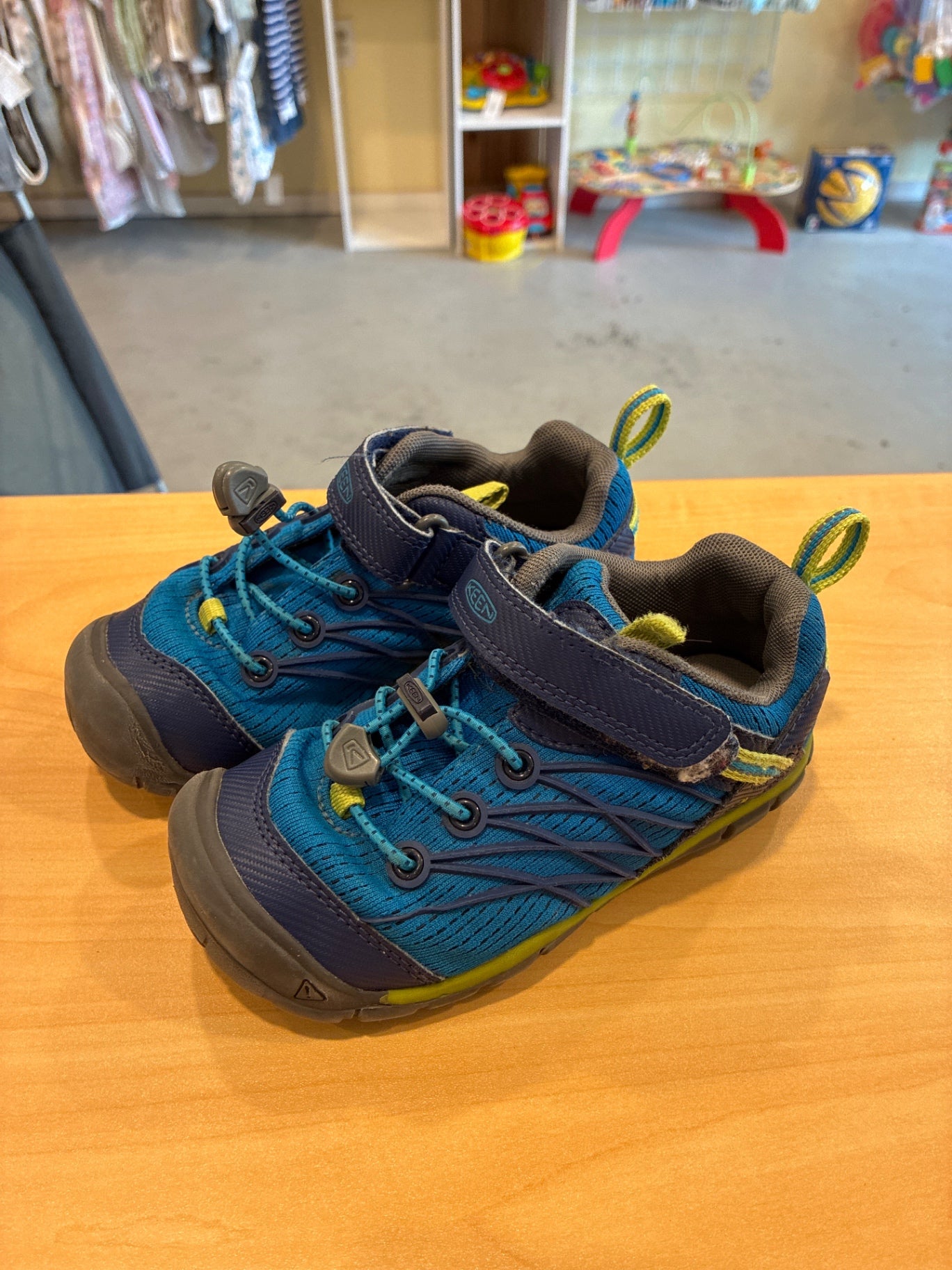 KEEN Shoes | Size Little Kids 11