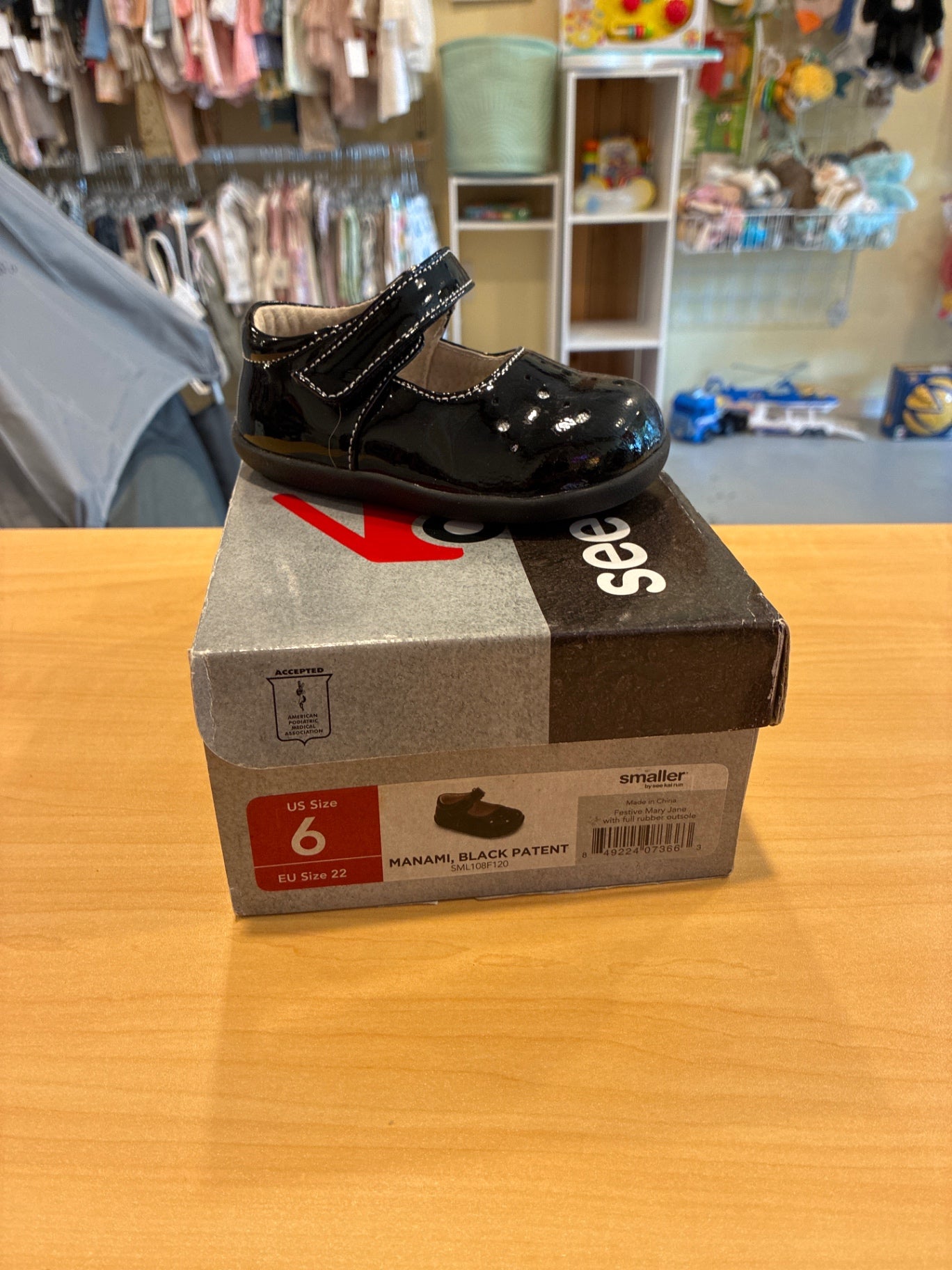 See Kai Run Shoes | Size Little Kids 6